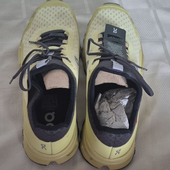 On Running Cloudultra Lemon and Charcoal Athletic Shoes - Picture 3 of 16